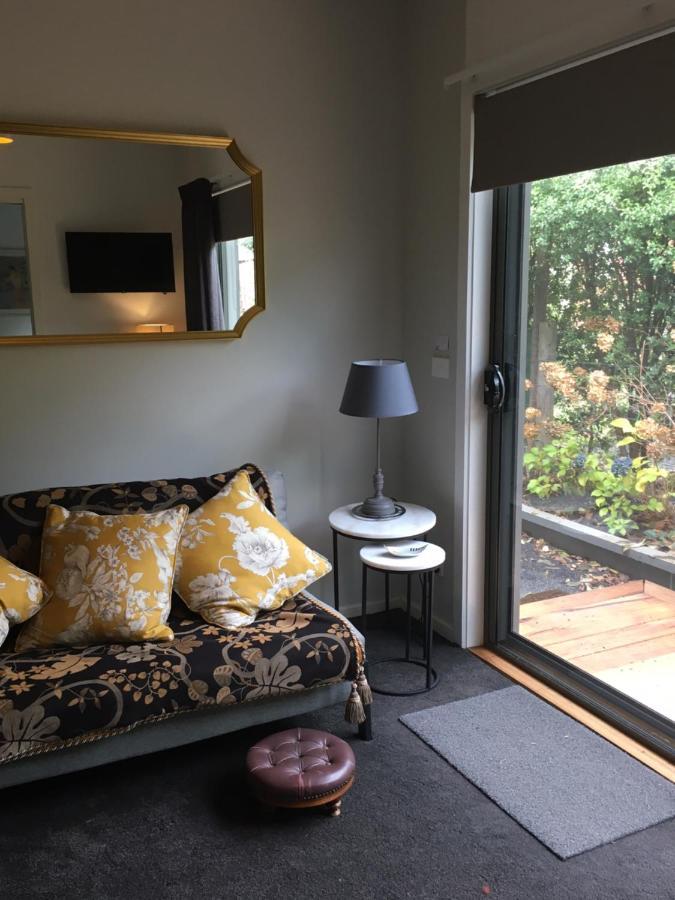 Bed and Breakfast A'Meadow Trentham Экстерьер фото